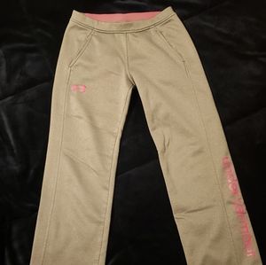 Girls Under Armour size YM